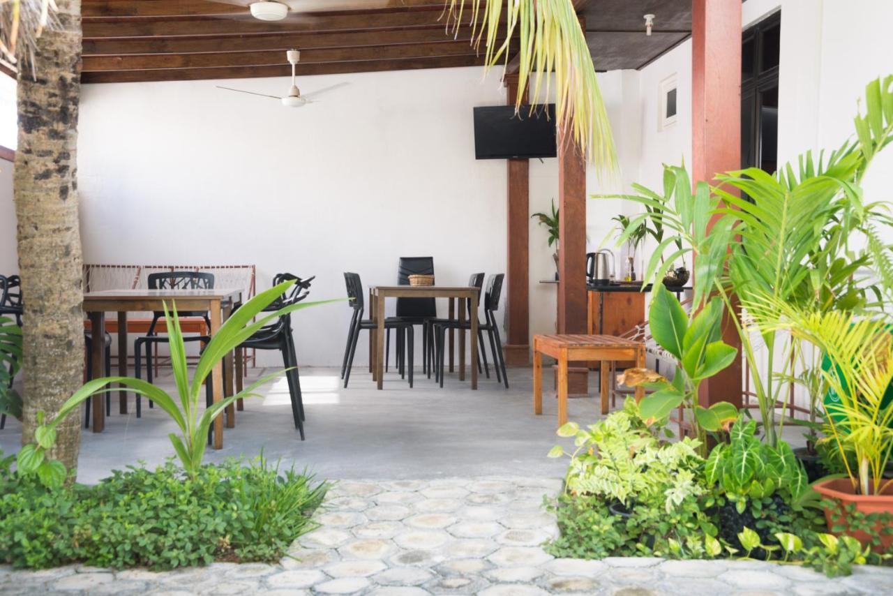萨勒斯度岛 Palm Gate Maldives酒店 外观 照片