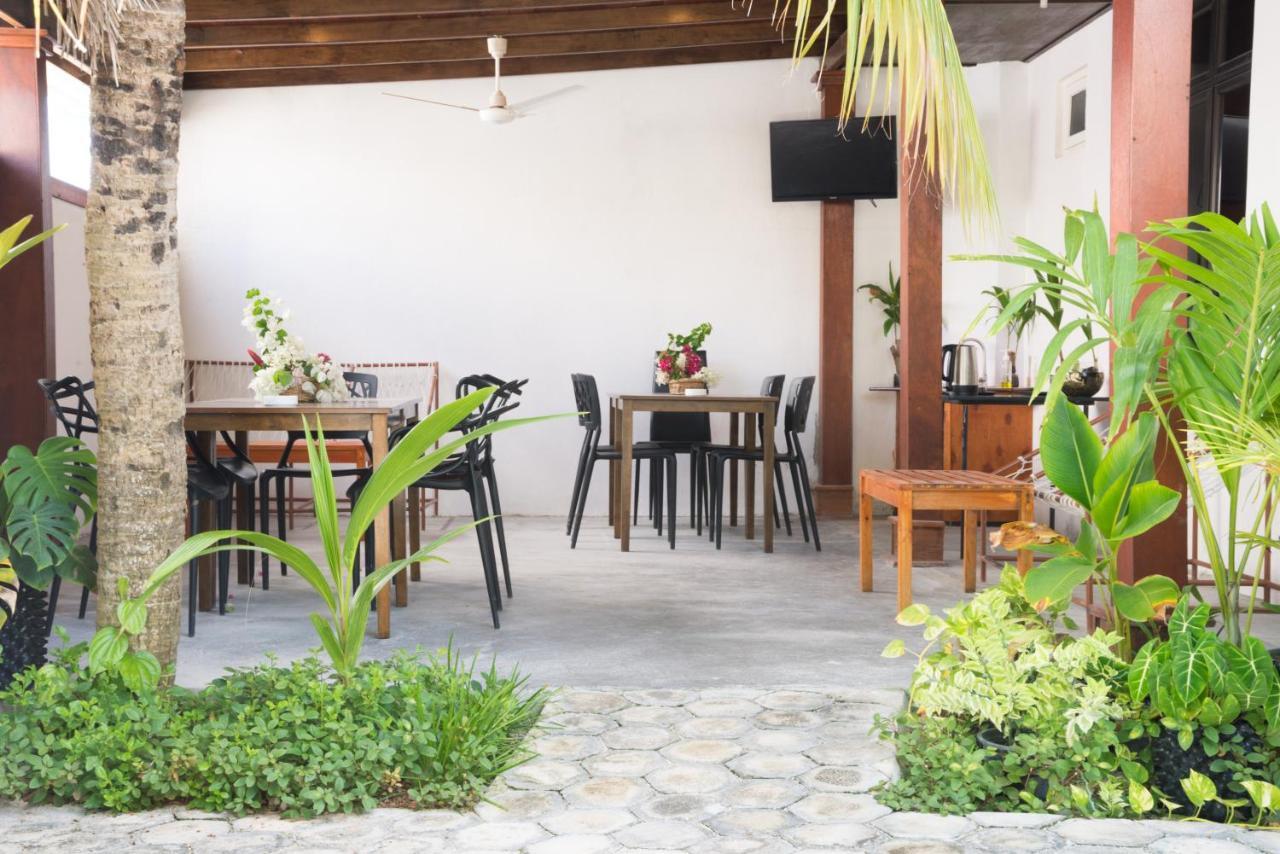 萨勒斯度岛 Palm Gate Maldives酒店 外观 照片